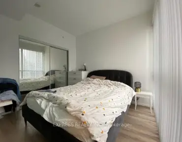 
            #4308-70 Temperance St Bay Street Corridor 1睡房1卫生间车位, 出售价格549000.00加元                    