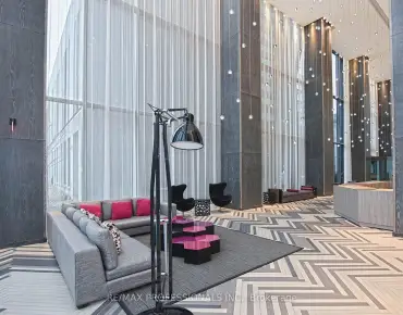 #708-1080 Bay St Bay Street Corridor 1睡房1卫生间车位, 出售价格530000.00加元