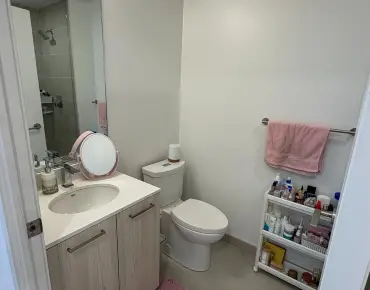 #2404-65 Mutual St Church-Yonge Corridor 3睡房2卫生间1车位, 出售价格899000.00加元