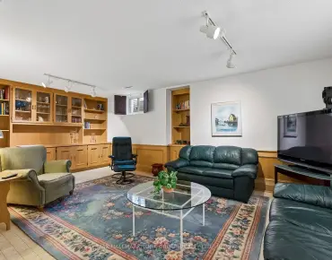 
            44 English Ivy Way Bayview Woods-Steeles 3睡房3卫生间2车位, 出售价格929900.00加元                    