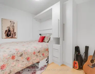 #202-18 Stafford St Niagara 1睡房1卫生间1车位, 出售价格699900.00加元