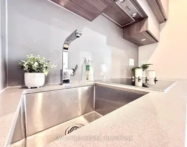 #701-39 Roehampton Ave Mount Pleasant West 1睡房2卫生间车位, 出售价格499900.00加元