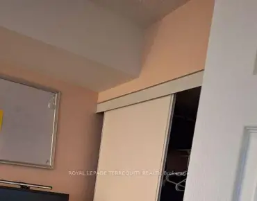 #515-153 Beecroft Rd Lansing-Westgate 1睡房1卫生间1车位, 出售价格539800.00加元