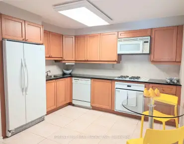 
            #103-9 Greenbriar Rd Bayview Village 2睡房2卫生间1车位, 出售价格738888.00加元                    