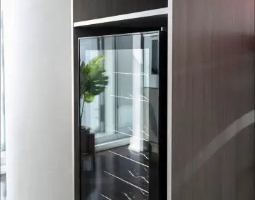 
            #4008-14 York St Waterfront Communities C1 2睡房2卫生间1车位, 出售价格829999.00加元                    