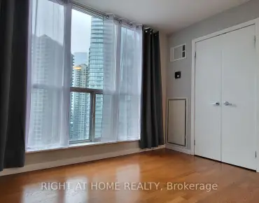 #1912-8 York St Waterfront Communities C1 2 beds 2 baths 1 garage 829000.00