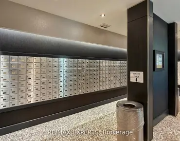 
            #2905-8 York St Waterfront Communities C1 1睡房1卫生间车位, 出售价格573000.00加元                    