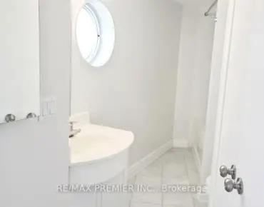 
            #719-600 Queens Quay W Waterfront Communities C1 睡房1卫生间车位, 出售价格349900.00加元                    