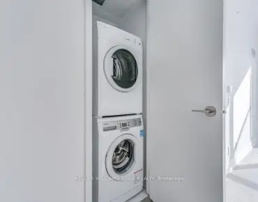 #1208-181 Dundas St E Moss Park 1 beds 1 baths garage 419000.00