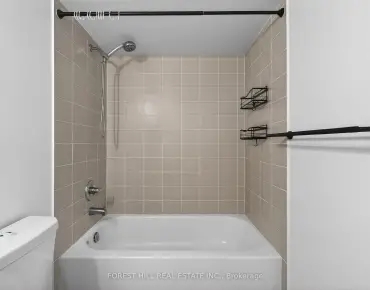 
            #224-35 Saranac Blvd Englemount-Lawrence 1睡房1卫生间1车位, 出售价格530000.00加元                    