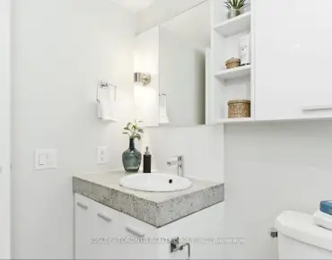 
#309B-19 Singer Crt Bayview Village  beds 1 baths  garage 299000.00        