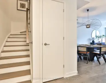 #106-10 Oak St Regent Park 2 beds 3 baths 1 garage 994900.00