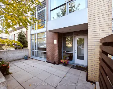 #Th10-19 Singer Crt Bayview Village 3 beds 3 baths 1 garage 830000.00