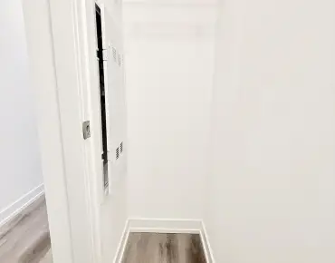 #304-28 Eastern Ave Moss Park 1 beds 1 baths garage 499990.00