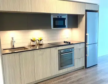 #910-575 Bloor St E North St. James Town 1 beds 2 baths garage 508000.00