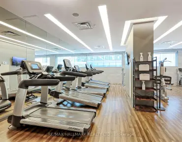 #1412-155 Yorkville Ave Annex 1 beds 1 baths garage 485000.00