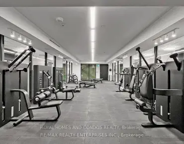 #908-158 Front St St E Moss Park 1 beds 1 baths garage 449900.00