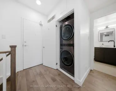 #TH1-127 Queen St E Church-Yonge Corridor 2 beds 2 baths 1 garage 939000.00