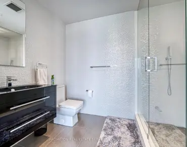 
            #1105-220 George St Moss Park 3睡房4卫生间2车位, 出售价格1429000.00加元                    