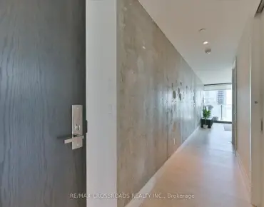 #3006-224 King St W Waterfront Communities C1 2 beds 1 baths garage 918000.00