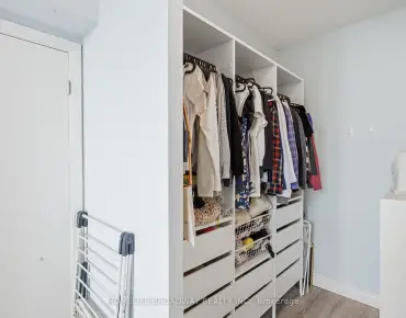 #2009-18 Harbour St Waterfront Communities C1 2 beds 2 baths 1 garage 879000.00