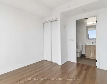 
#4107-319 Jarvis St Moss Park 2 beds 2 baths  garage 509800.00        