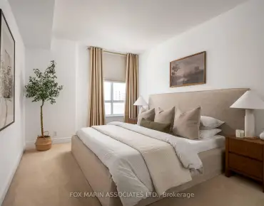 #805-1 Deer Park Cres Yonge-St. Clair 2 beds 2 baths 1 garage 949000.00