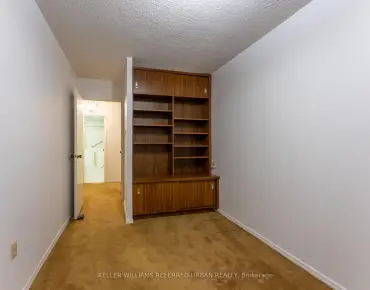 
#1812-205 Hilda Ave Newtonbrook West 2 beds 1 baths 1 garage 499900.00        