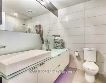 #1712-300 Front St W Waterfront Communities C1 2 beds 2 baths 1 garage 888000.00