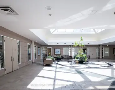 #401-7 Concorde Pl Banbury-Don Mills 2睡房2卫生间1车位, 出售价格650000.00加元