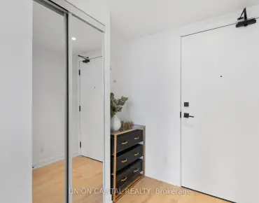 
#1612-319 Jarvis St Moss Park  beds 1 baths  garage 335000.00        