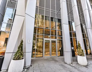 #3208-1 Yorkville Ave Annex 1 beds 2 baths garage 849000.00