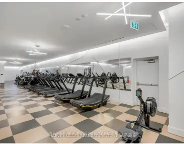 
            #2704-30 Ordnance St Niagara 2睡房2卫生间1车位, 出售价格748000.00加元                    
