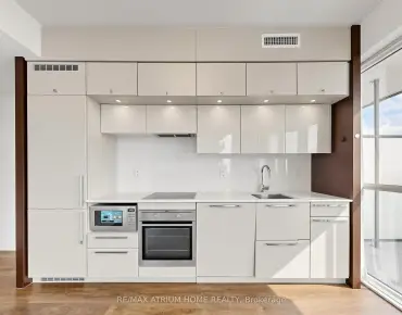 
            #4308-15 GRENVILLE St Bay Street Corridor 2睡房2卫生间车位, 出售价格599000.00加元                    