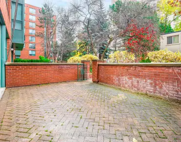 #104-95 Prince Arthur Ave Annex 1 beds 1 baths garage 859000.00