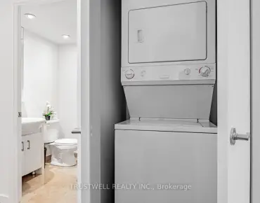 
            #511-208 Queens Quay W Waterfront Communities C1 1睡房2卫生间1车位, 出售价格649000.00加元                    