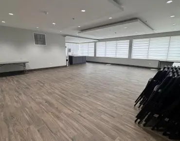 
            #2405-715 Don Mills Rd Flemingdon Park 1睡房1卫生间1车位, 出售价格404999.00加元                    