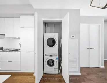 #208-5 st joseph St Bay Street Corridor 睡房1卫生间车位, 出售价格459000.00加元