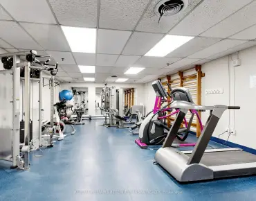 
            #1406-1350 York Mills Rd Parkwoods-Donalda 2睡房1卫生间1车位, 出售价格499900.00加元                    