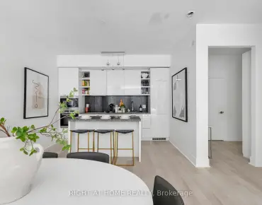 #TH 101-32 Davenport Rd Annex 2睡房3卫生间1车位, 出售价格1375000.00加元