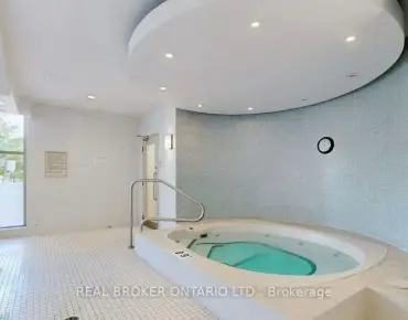 
#1501-228 Queens Quay W Waterfront Communities C1 1 beds 1 baths  garage 505000.00        