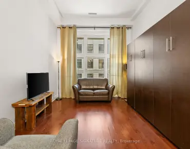#303-73 Richmond St W Bay Street Corridor 睡房1卫生间车位, 出售价格439000.00加元