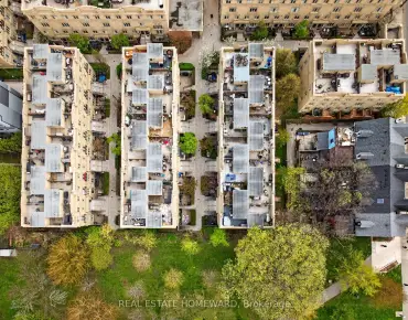 
#32-88 Carr St Kensington-Chinatown 2 beds 1 baths 1 garage 689000.00        