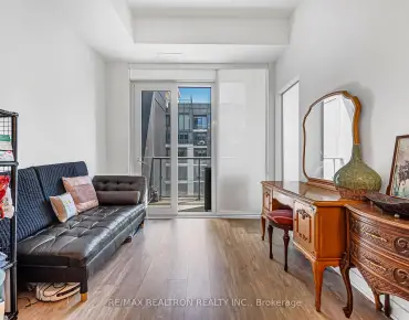
#1742-121 Lower Sherbourne St Waterfront Communities C8 1 beds 2 baths  garage 548000.00        
