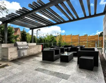 
            #303-35 Brian Peck Cres Thorncliffe Park 1睡房1卫生间1车位, 出售价格549000.00加元                    