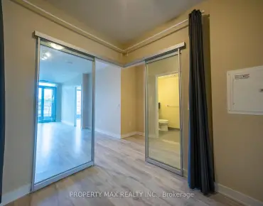 #403-70 Princess St Waterfront Communities C8 2睡房2卫生间车位, 出售价格579900.00加元