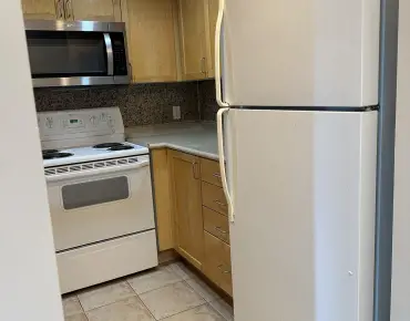 
#2116-8 Park Rd Rosedale-Moore Park 1 beds 1 baths  garage 418000.00        