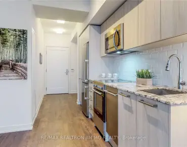 
            #706-28 Wellesley St E Church-Yonge Corridor 1睡房1卫生间车位, 出售价格438000.00加元                    