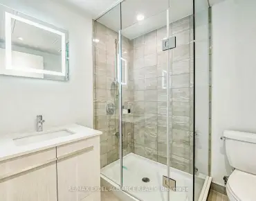 
            #1002-8 Cumberland St Annex 2睡房2卫生间车位, 出售价格863990.00加元                    