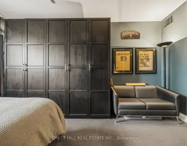 #402-616 Avenue Rd Casa Loma 2睡房2卫生间2车位, 出售价格1595000.00加元